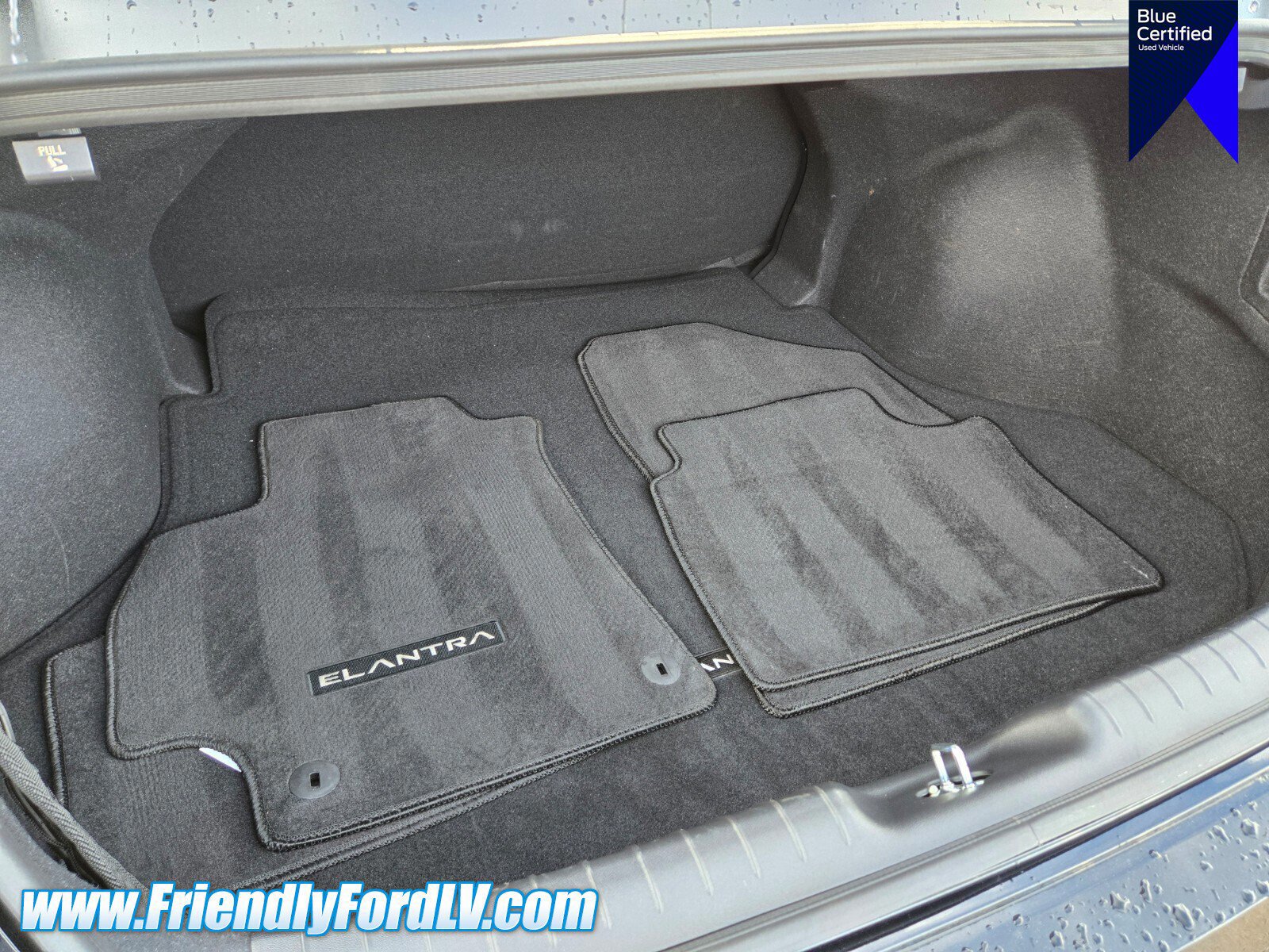 Used 2025 Hyundai Elantra SE image 13