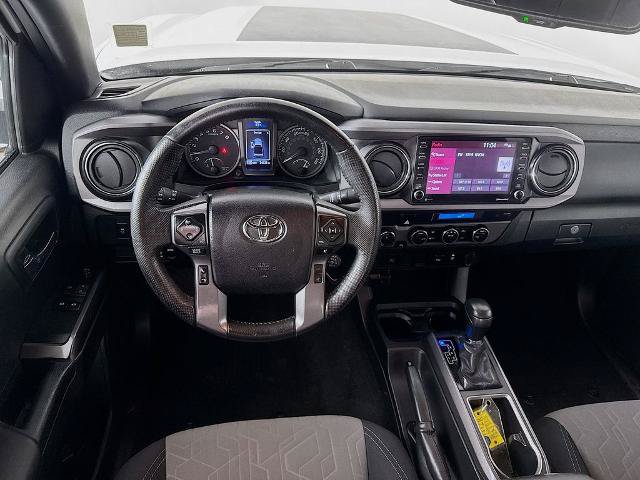 Used 2022 Toyota Tacoma TRD Off-Road AWD/4WD image 21