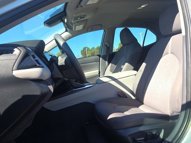 Used 2023 Toyota Camry LE FWD image 18