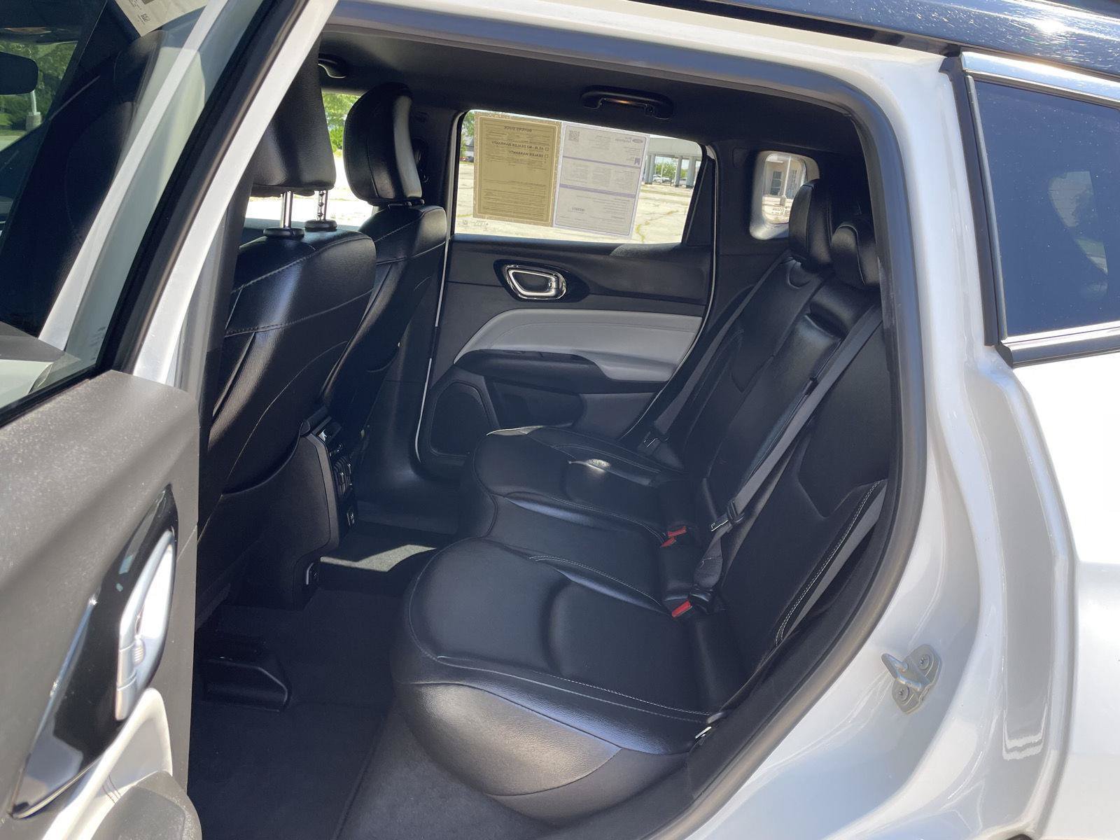 Used 2025 Jeep Compass Limited AWD/4WD image 20