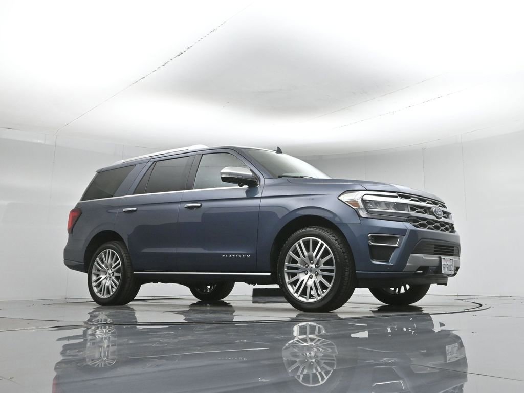 Certified 2023 Ford Expedition Platinum image 2