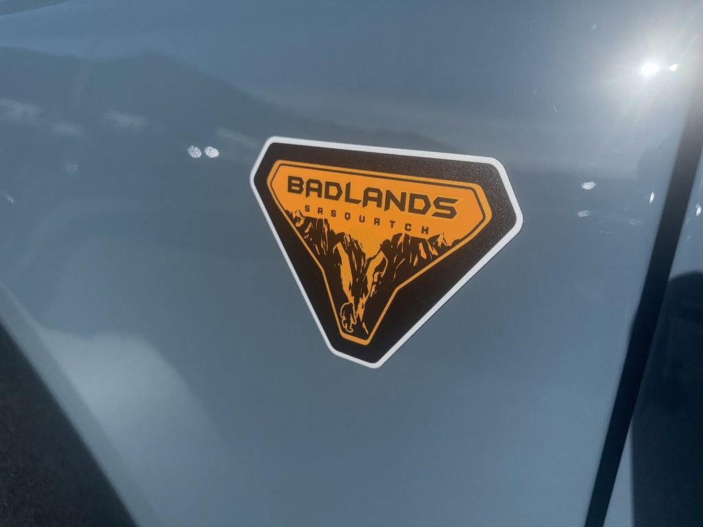Certified 2022 Ford Bronco Badlands w/ Sasquatch Package image 13
