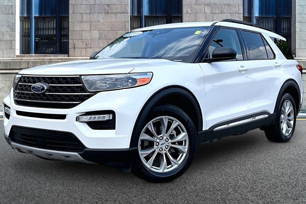 Certified 2023 Ford Explorer XLT AWD/4WD image 2