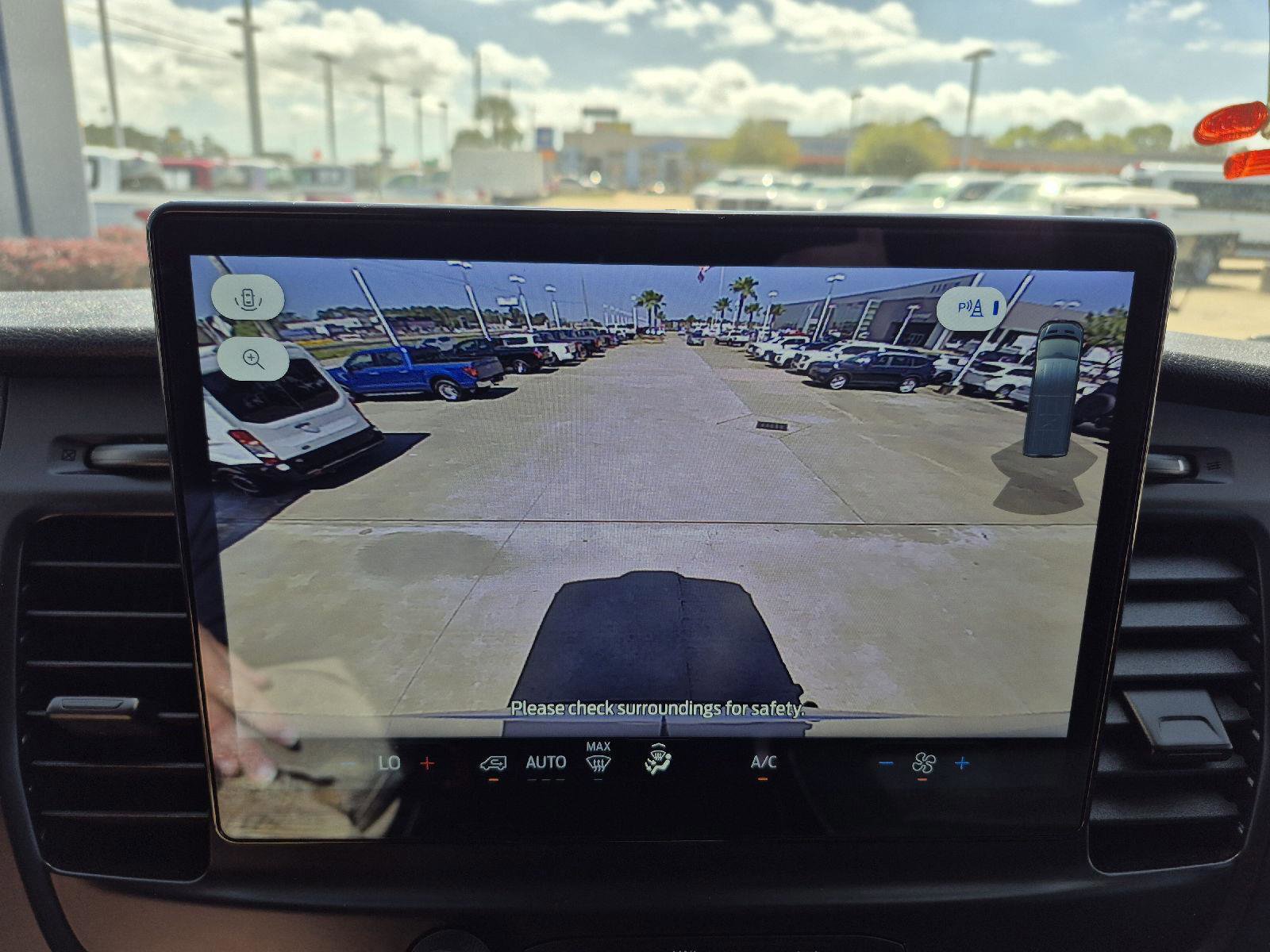 Certified 2023 Ford E-Transit 350 image 11