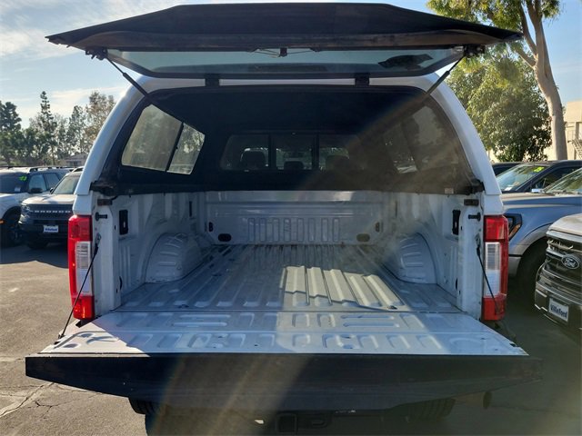 Certified 2017 Ford F250 Lariat w/ Lariat Value Package image 24