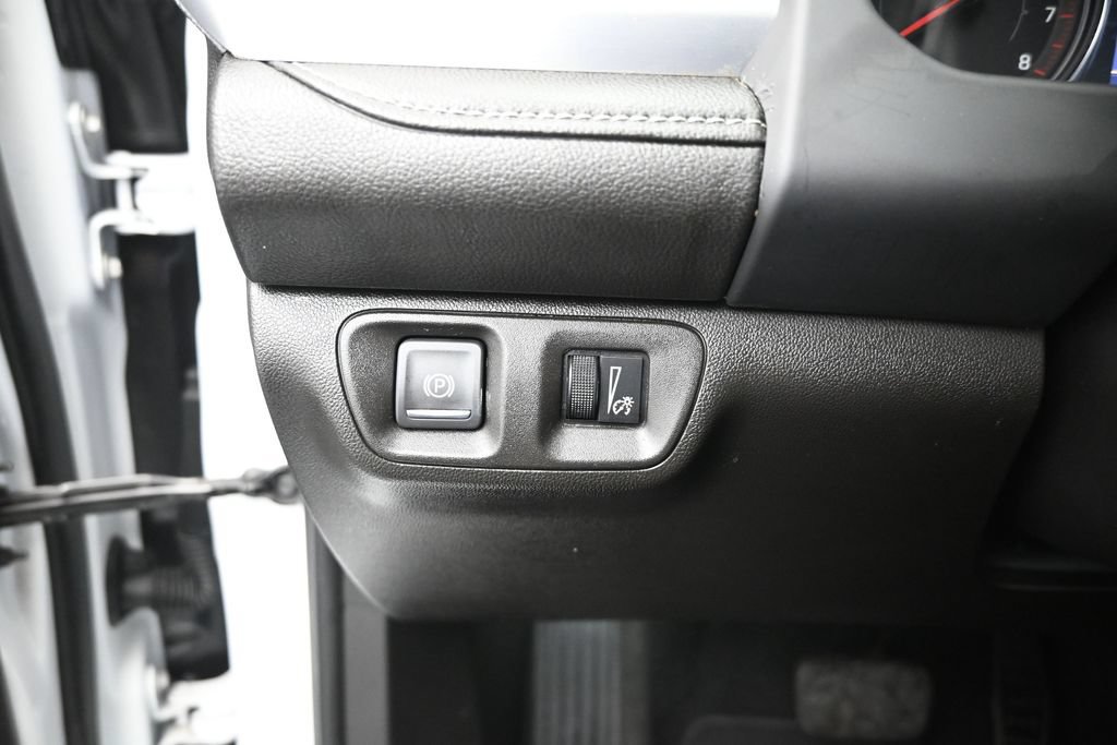 Used 2023 GMC Acadia SLT FWD image 13