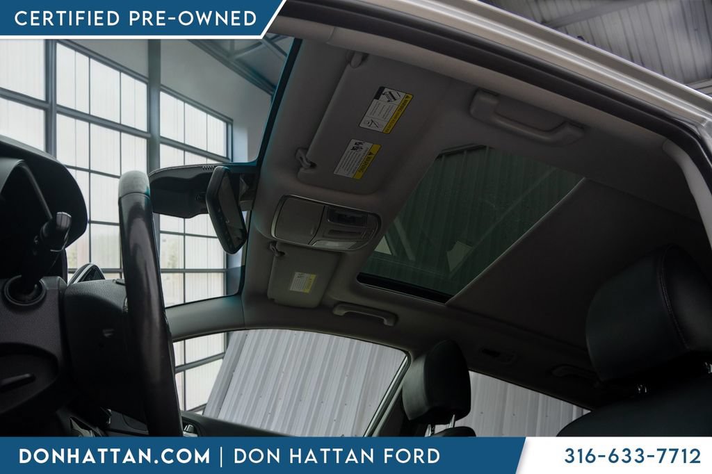 Used 2021 Hyundai Tucson Ultimate w/ Cargo Package FWD image 22