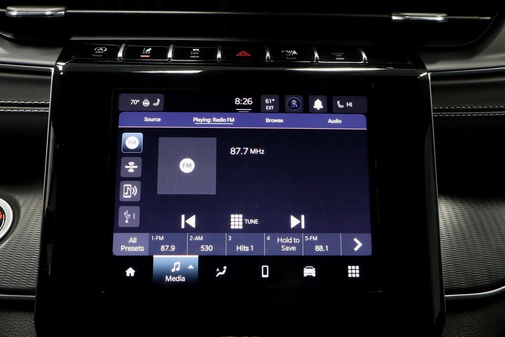 Used 2024 Jeep Grand Cherokee Altitude image 9