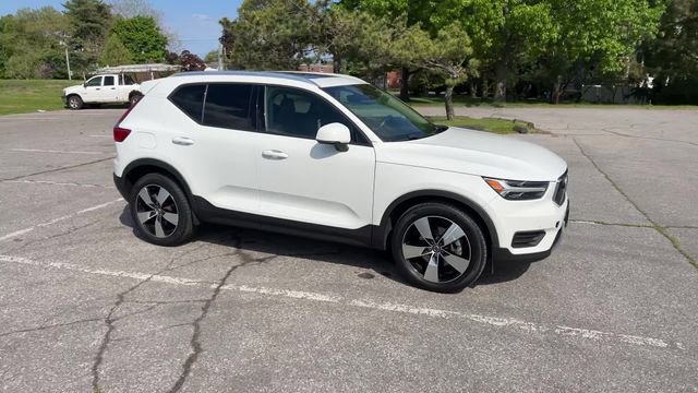 Used 2020 Volvo XC40 T5 Momentum w/ Protection Package Premier AWD/4WD image 48