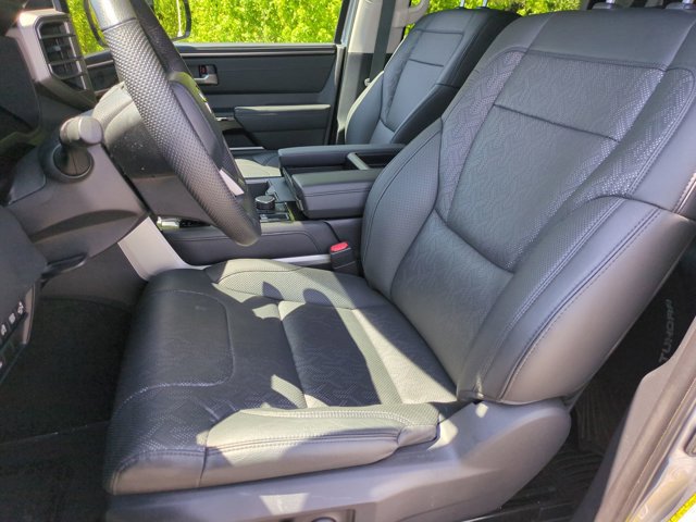 Used 2024 Toyota Tundra Limited AWD/4WD image 15