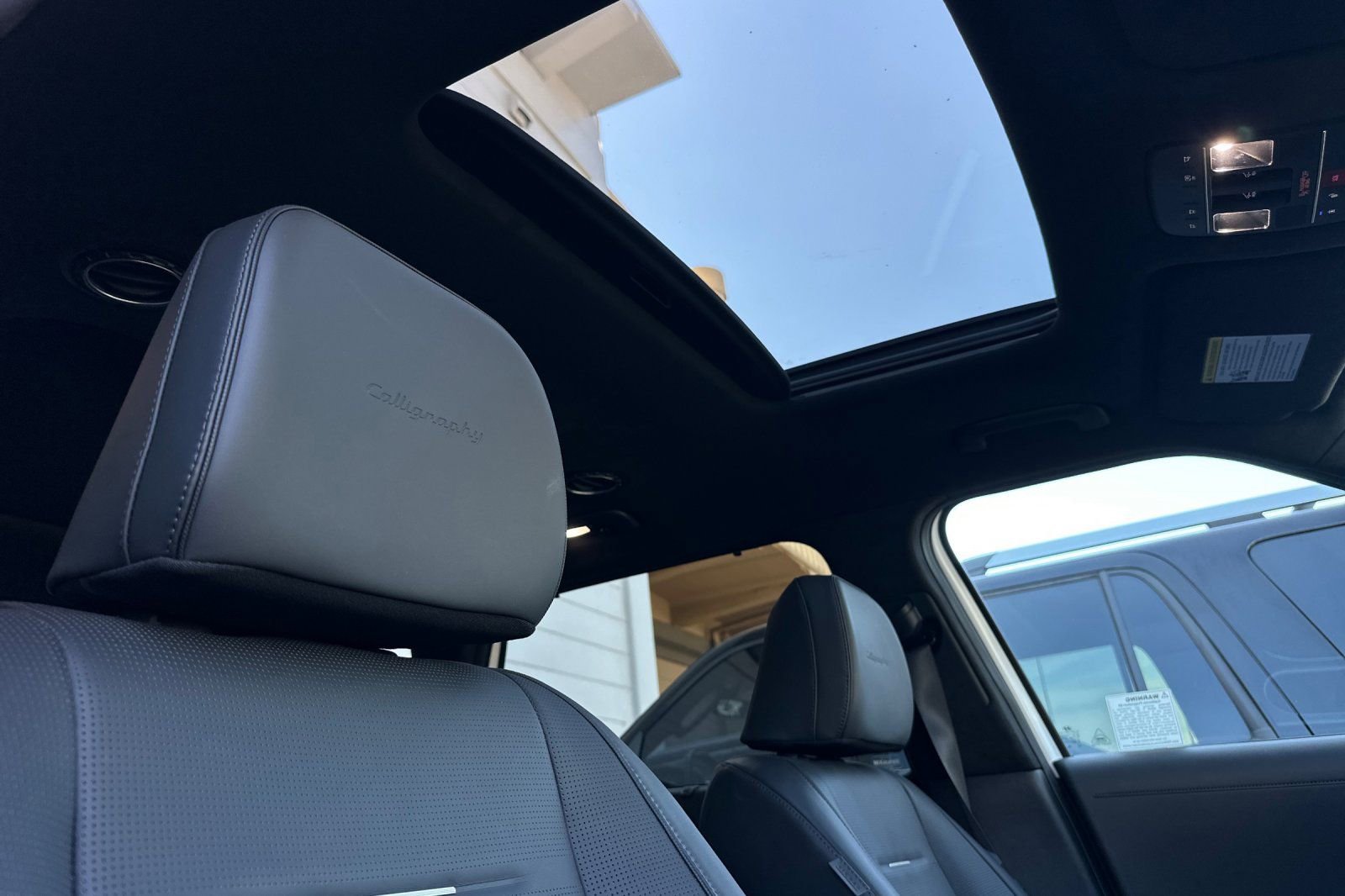 Used 2026 Hyundai Palisade Calligraphy AWD/4WD image 17