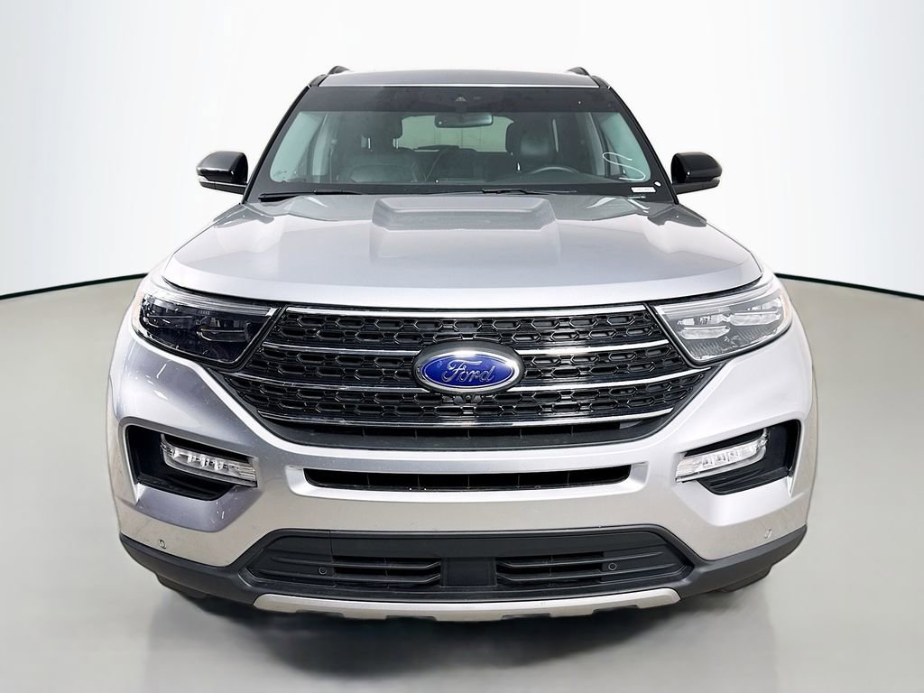 Certified 2024 Ford Explorer XLT w/ Equipment Group 202A AWD/4WD image 6