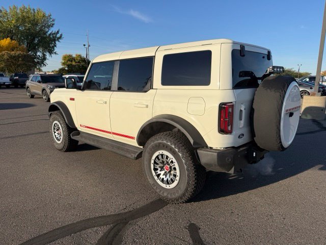 Certified 2026 Ford Bronco Outer Banks w/ Sasquatch Package AWD/4WD image 8
