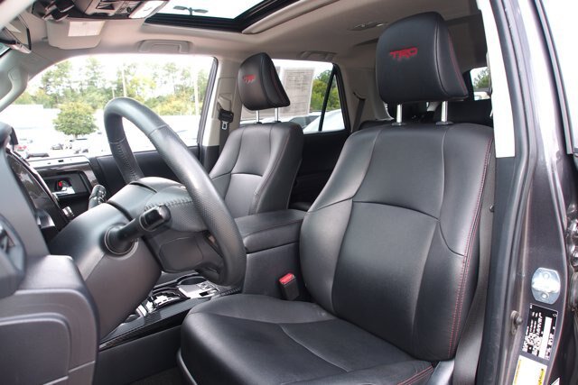 Used 2021 Toyota 4Runner TRD Off-Road Premium w/ Moonroof Package AWD/4WD image 18