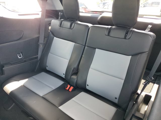 Certified 2023 Ford Explorer XLT w/ Equipment Group 202A AWD/4WD image 25