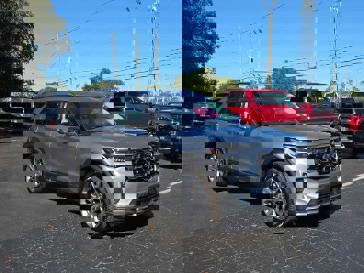 Certified 2025 Ford Explorer Platinum w/ Ultimate Package image 8