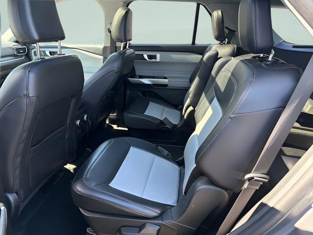 Certified 2023 Ford Explorer XLT w/ Equipment Group 202A AWD/4WD image 14