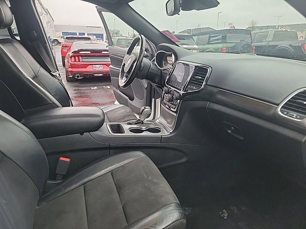 Used 2021 Jeep Grand Cherokee Laredo X image 39