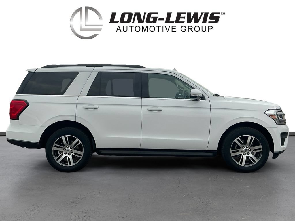 Certified 2024 Ford Expedition XLT RWD image 8