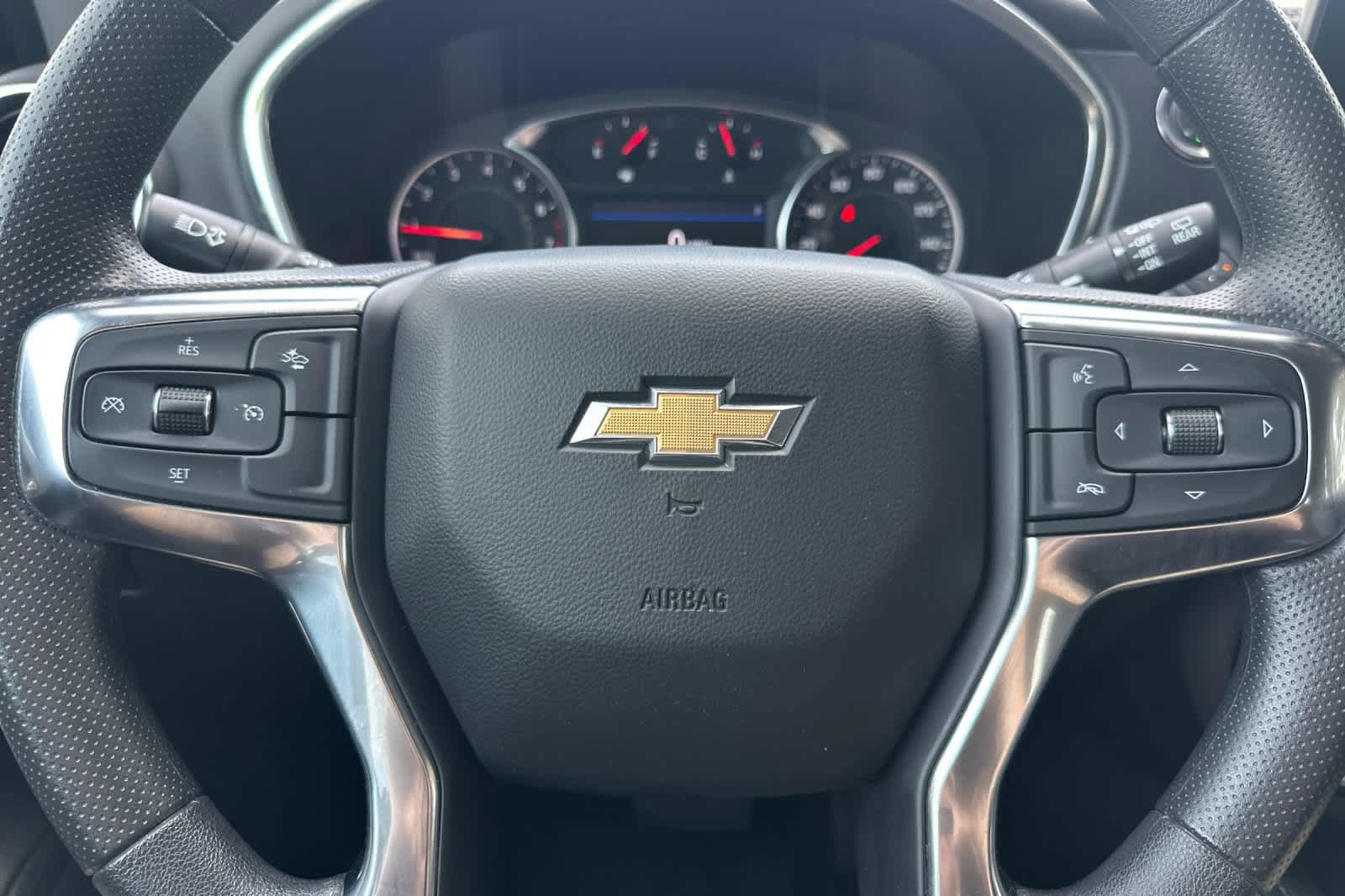 Used 2025 Chevrolet Blazer LT AWD/4WD image 23