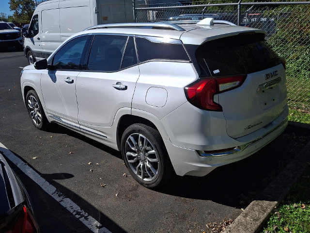 Used 2023 GMC Terrain Denali AWD/4WD image 7
