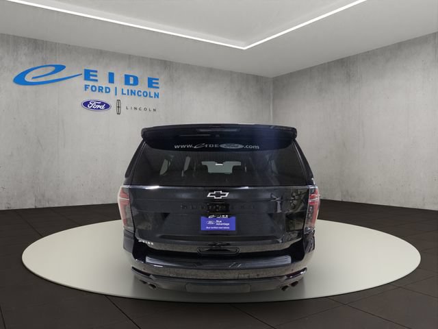 Used 2026 Chevrolet Suburban Z71 AWD/4WD image 9