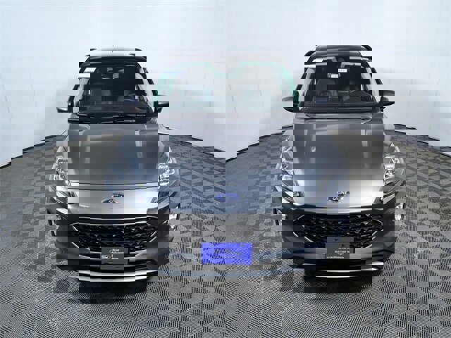 Certified 2022 Ford Escape Titanium w/ Class II Trailer Tow Package image 3