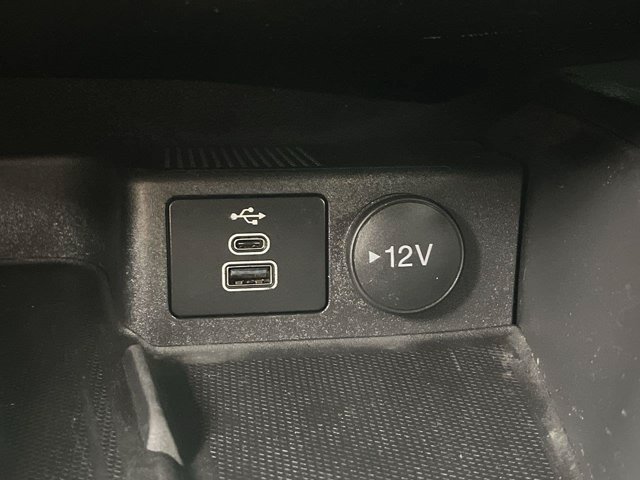 Certified 2024 Ford Escape Platinum AWD/4WD image 23