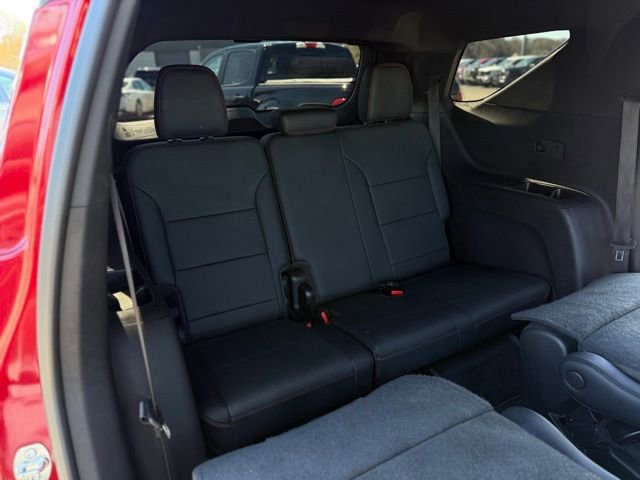 Used 2025 Chevrolet Traverse Z71 w/ Enhanced Driving Package AWD/4WD image 20