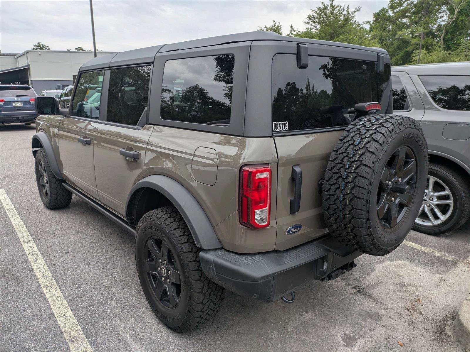 Certified 2025 Ford Bronco Big Bend w/ Black Diamond Package AWD/4WD image 5