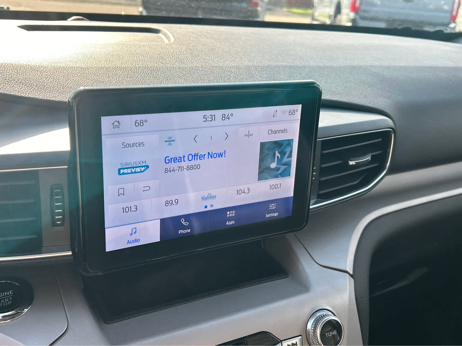 Certified 2023 Ford Explorer XLT image 33