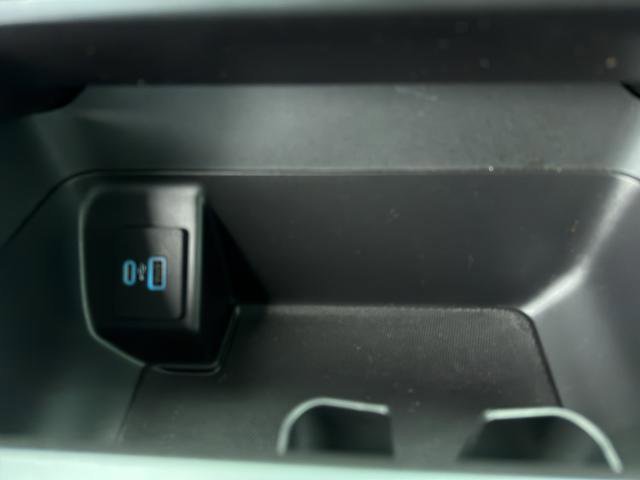 Certified 2021 Ford F150 XLT w/ Equipment Group 302A High image 32