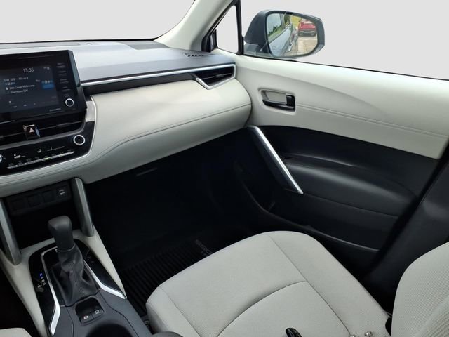 Used 2022 Toyota Corolla Cross L AWD/4WD image 12