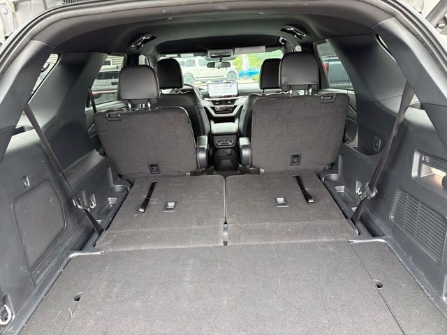 Certified 2025 Ford Explorer ST-Line AWD/4WD image 10