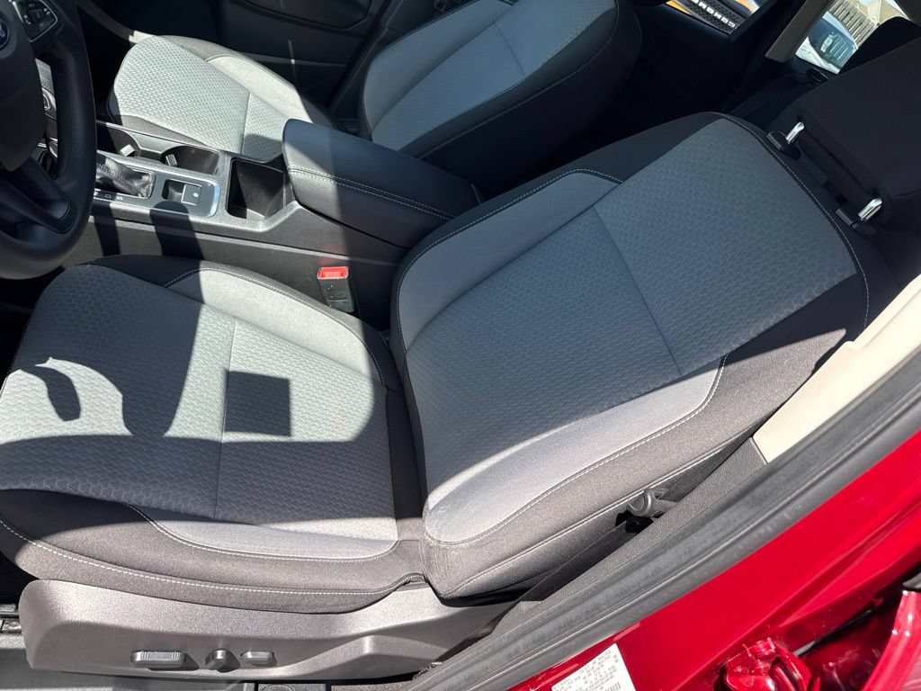 Certified 2019 Ford Escape SE FWD image 8