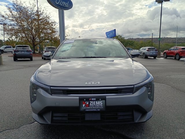 Used 2025 Kia K4 FWD image 8