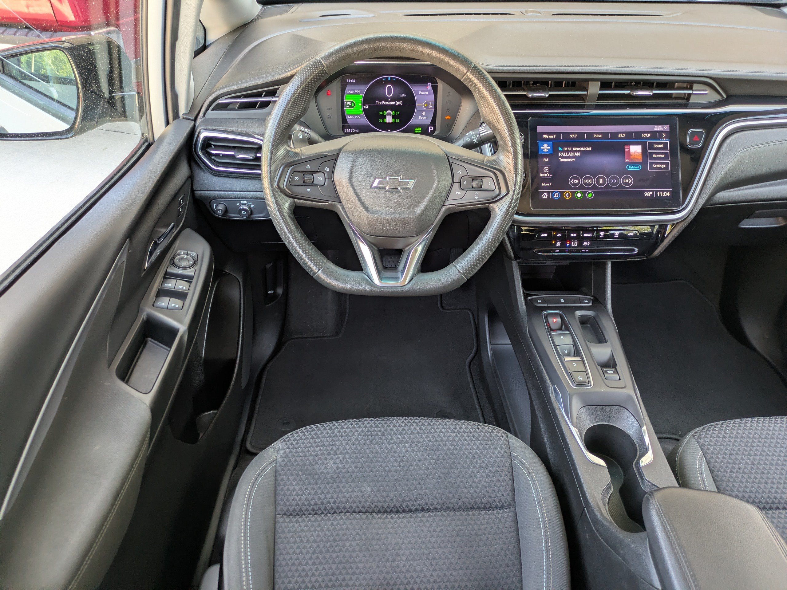 Used 2022 Chevrolet Bolt LT FWD image 16