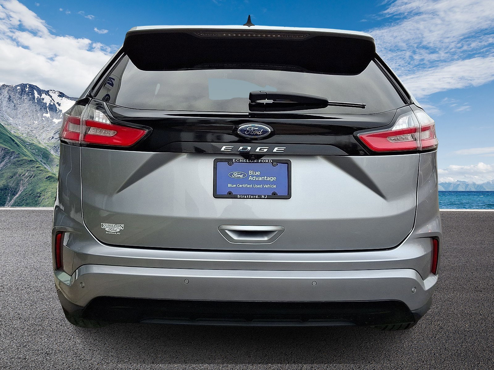 Certified 2022 Ford Edge ST-Line image 3