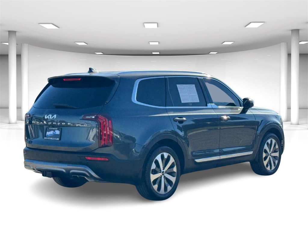 Used 2022 Kia Telluride EX w/ EX Premium Package image 4