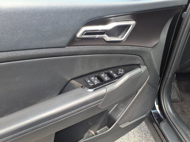 Used 2024 Kia Sportage EX image 16