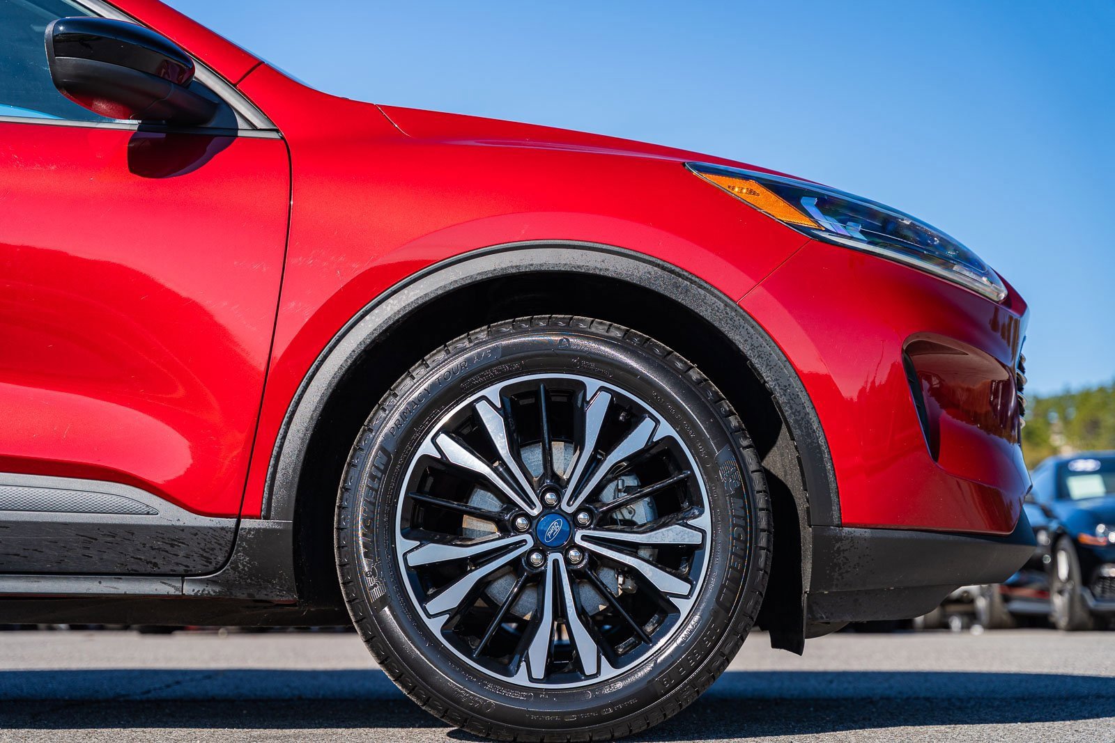 Certified 2021 Ford Escape SE w/ SE Sport Appearance Package image 9