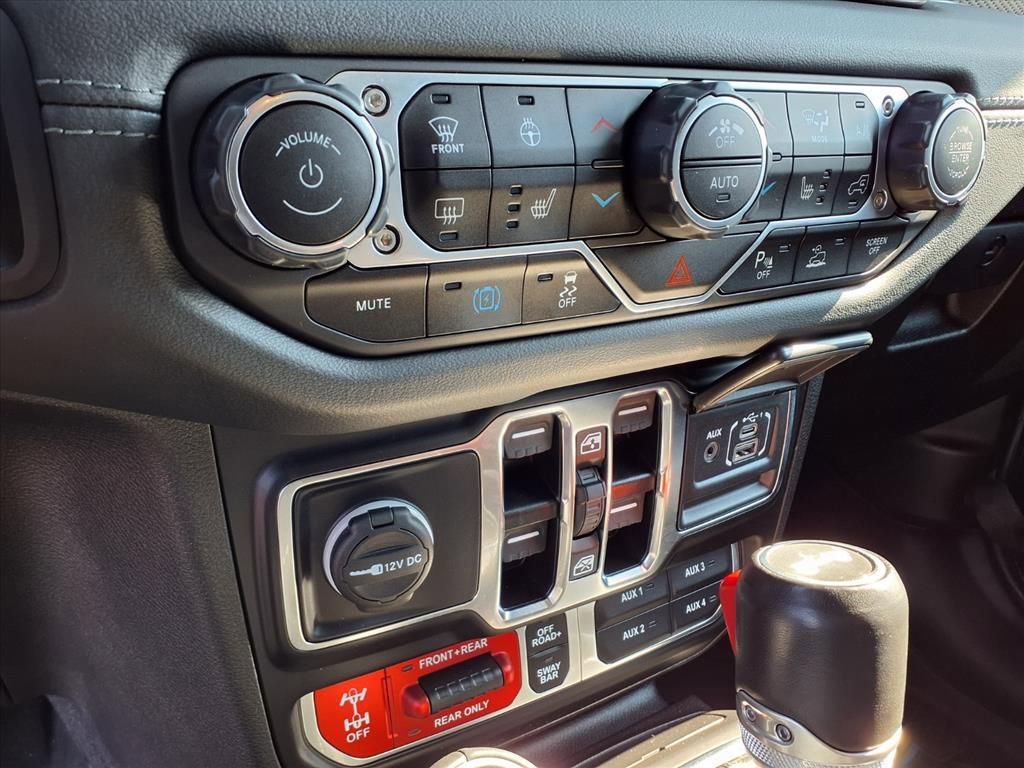 Used 2024 Jeep Wrangler Unlimited Rubicon 4xe image 17