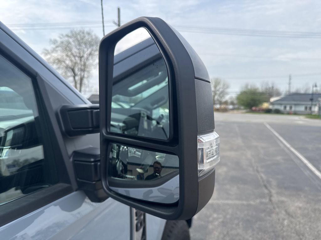 Certified 2025 Ford F350 Lariat w/ Lariat Ultimate Package AWD/4WD image 50
