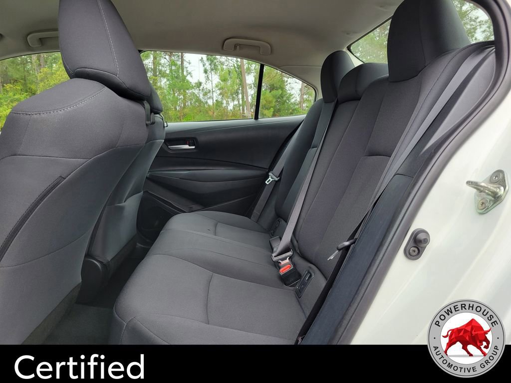 Used 2021 Toyota Corolla LE image 14