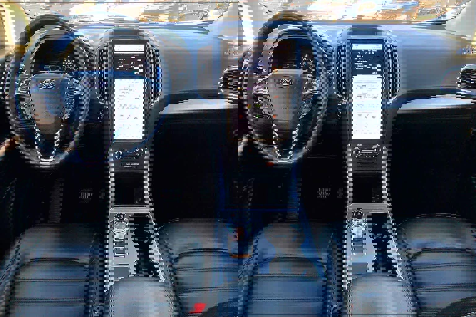 Certified 2024 Ford Edge SEL image 30