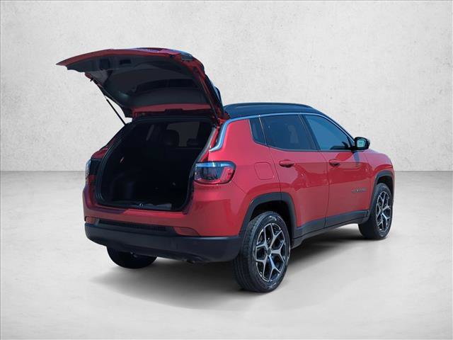 Used 2025 Jeep Compass Limited AWD/4WD image 5