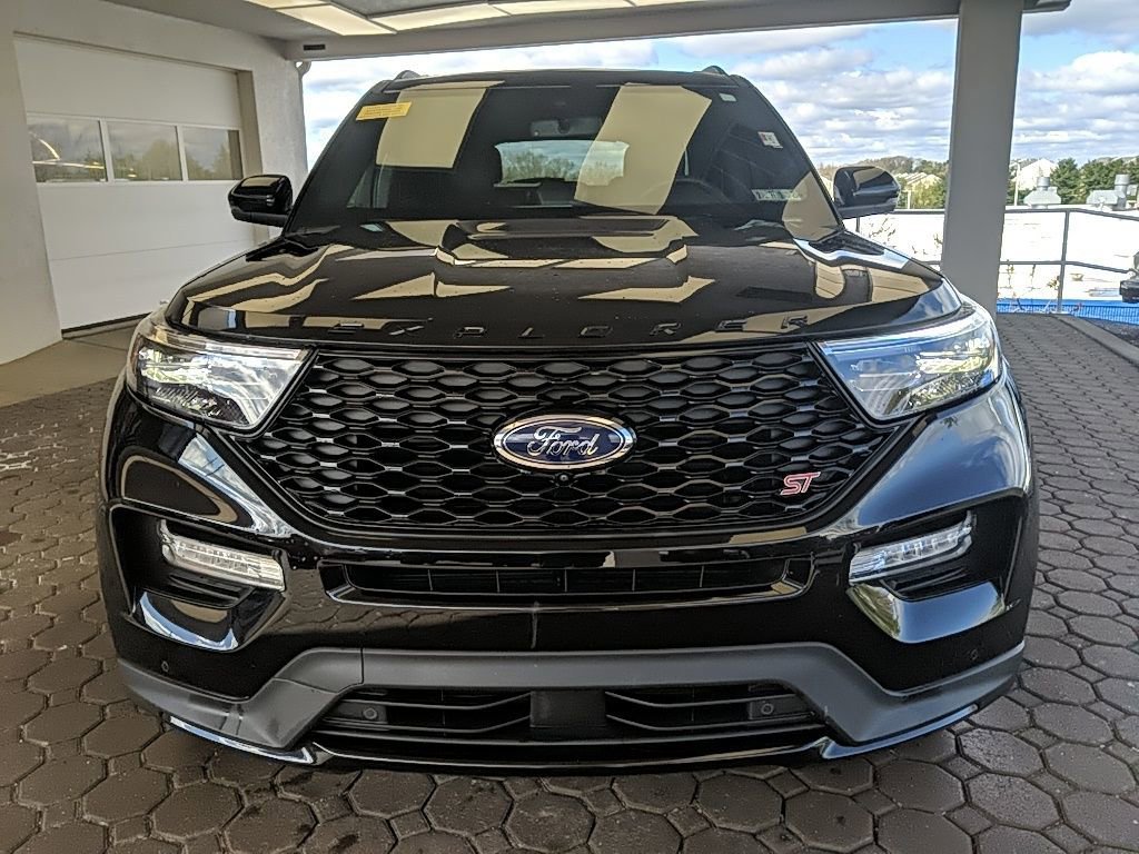 Certified 2024 Ford Explorer ST w/ Equipment Group 401A AWD/4WD image 8