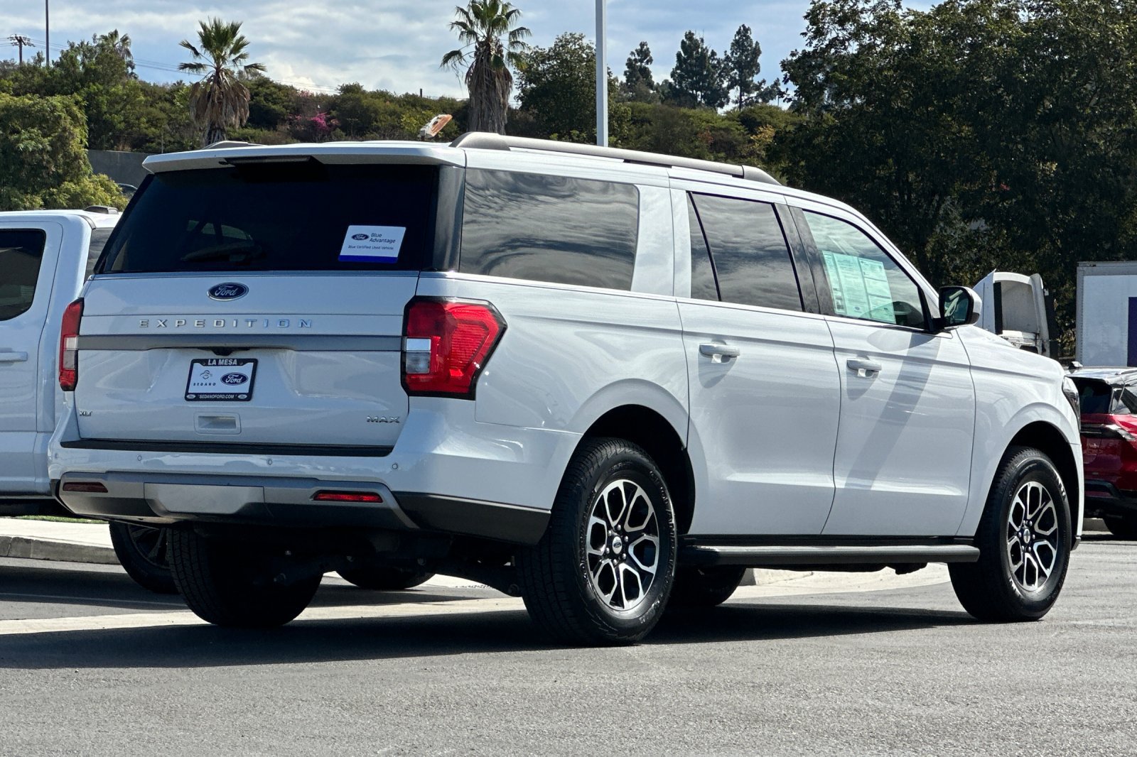 Certified 2024 Ford Expedition Max XLT RWD image 3