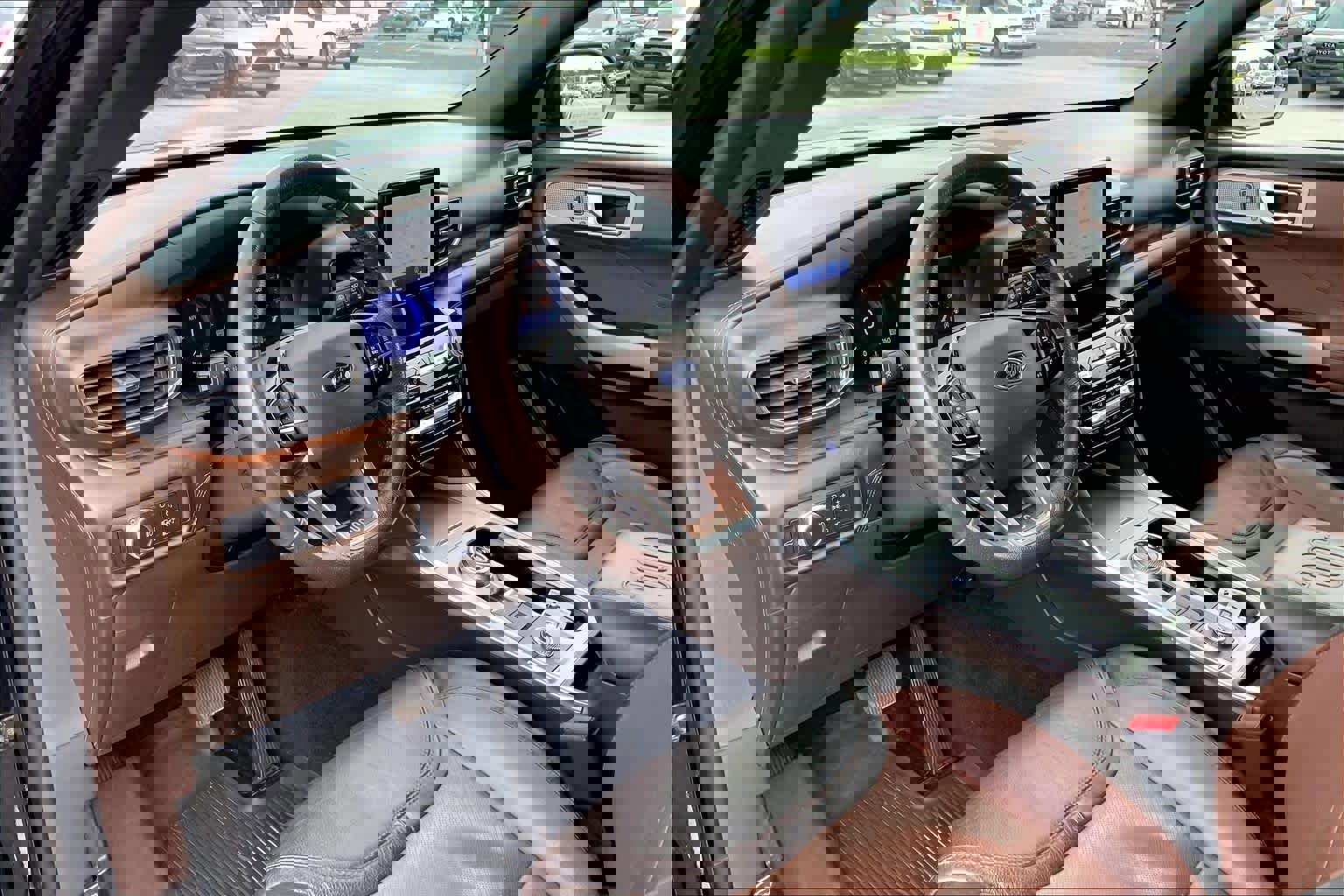 Certified 2021 Ford Explorer King Ranch image 18