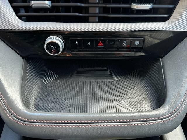 Certified 2025 Ford Explorer Active w/ Active Comfort Package AWD/4WD image 39